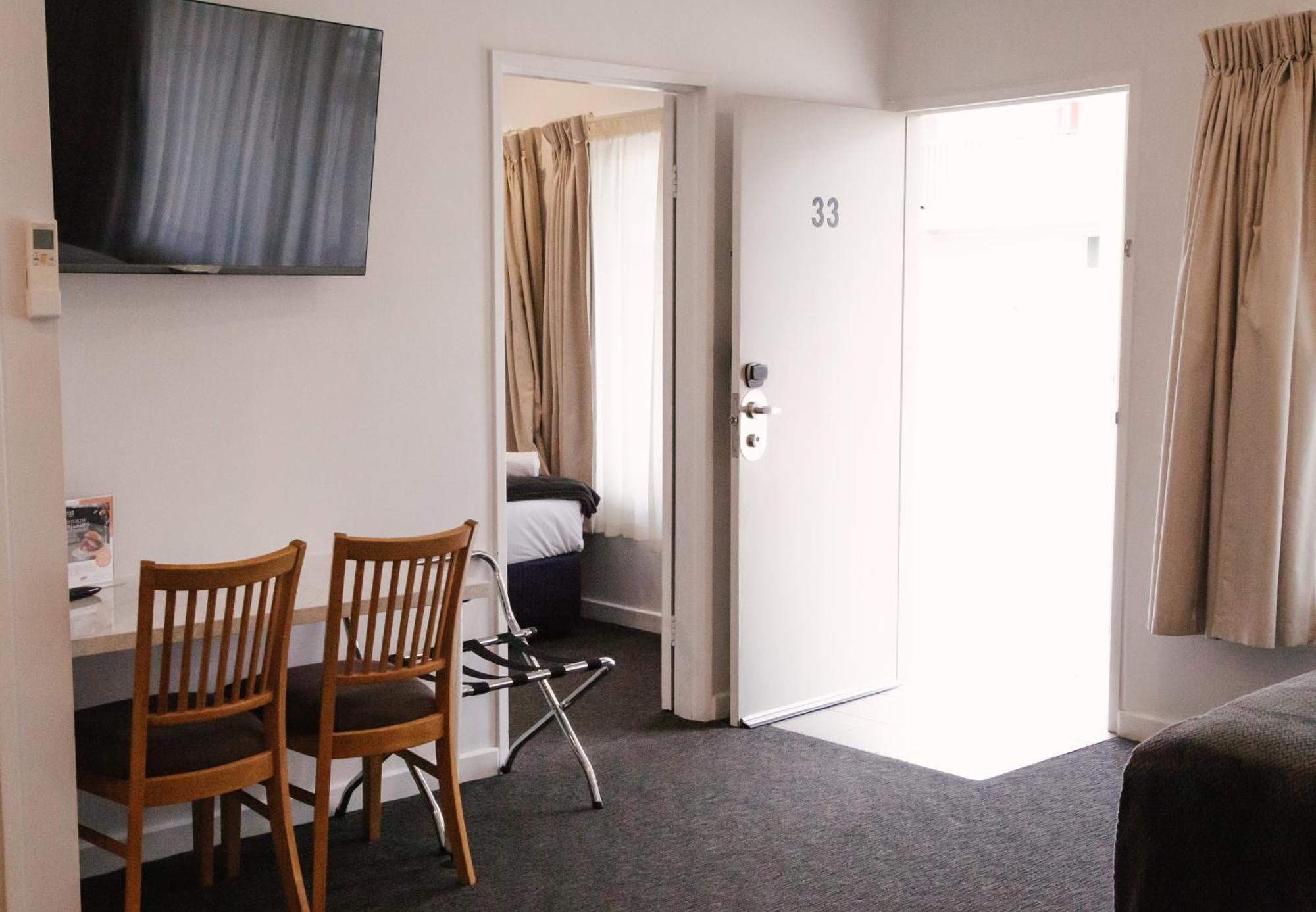 Nagambie Waterfront Motel Exterior photo